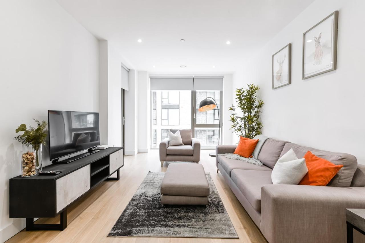 Khayat Homes - The Owelor - Two Bed London Exterior foto